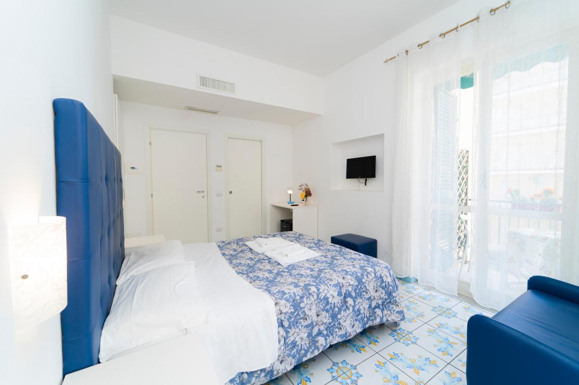 La Casa Di Aurora Hotell Maiori Eksteriør bilde